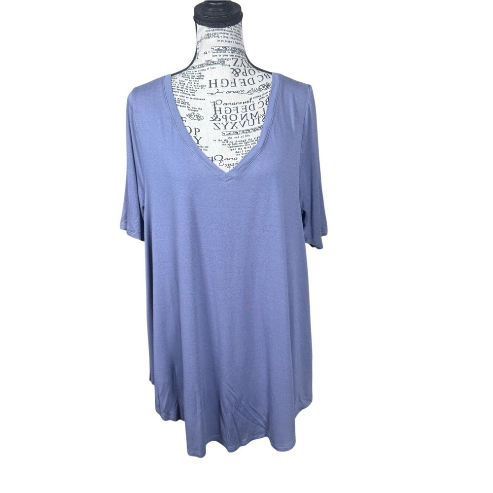 Lane Bryant Lavender V-Neck Short Sleeve Top‎